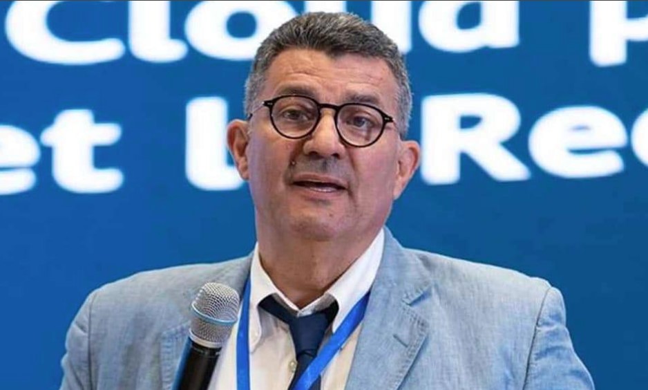 الدكتور الباحث فايز القرقوري ضمن أفضل 5 باحثين عالميا في مجال مخازن البيانات