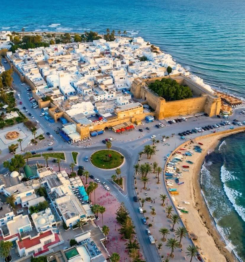 أمطار متفرقة وأحيانا غزيرة و انخفاض في درجات الحرارة