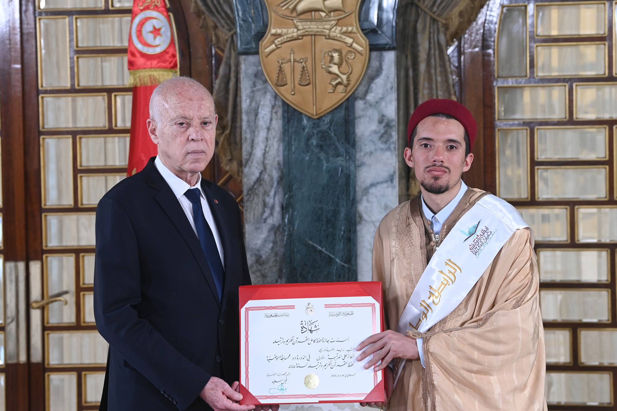 رئيس الجمهورية يُشرف على موكب لتوزيع الجوائز على المتفوّقين في المسابقة الوطنيّة لحفظ القرآن الكريم