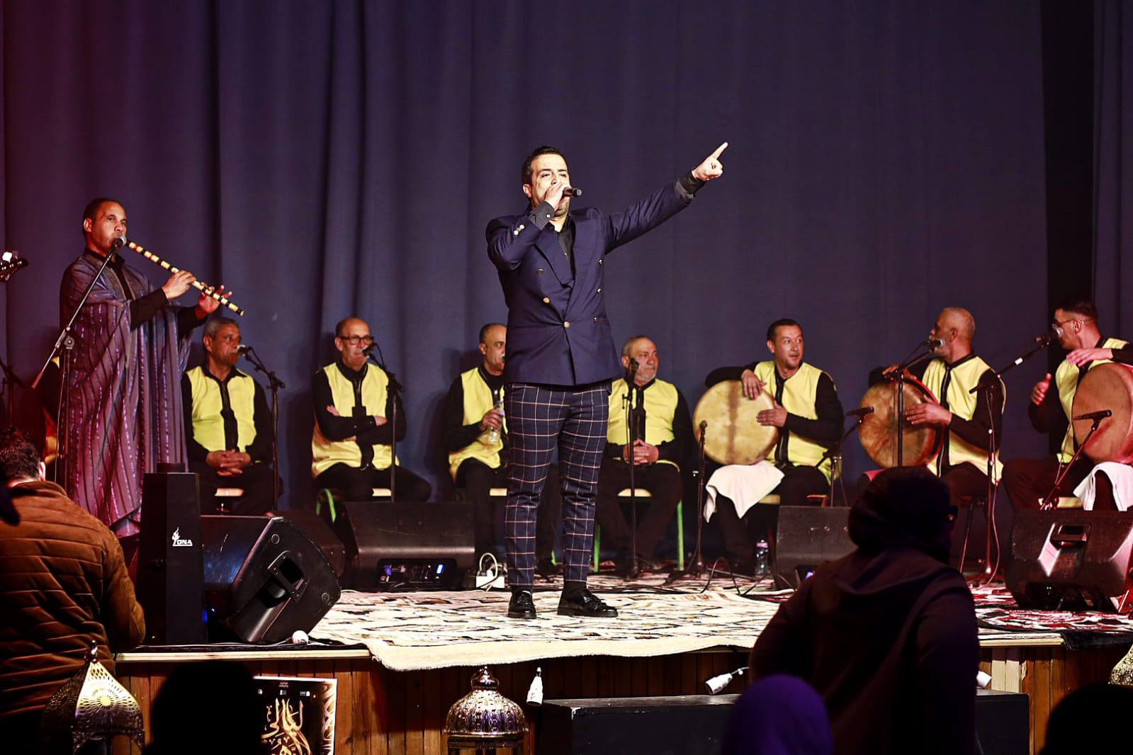  اختتام فعاليات الدورة الثالثة من مهرجان " ليالي الزهور الرمضانية"