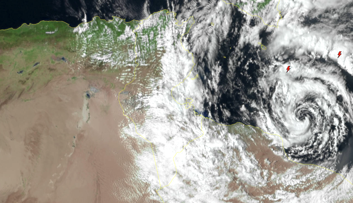 طقس اليوم: أمطار رعدية غزيرة ورياح قوية تتجاوز 70 كلم/س