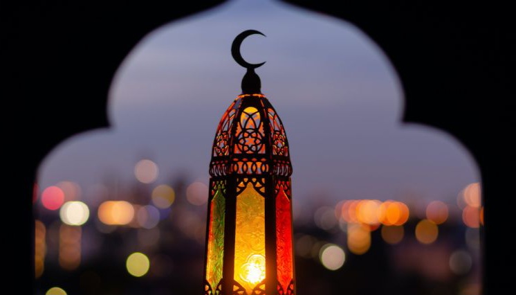 ليل الثلاثاء: طقس أحيانا كثيف السحب بأغلب الجهات والحرارة بين 5 و16 درجة