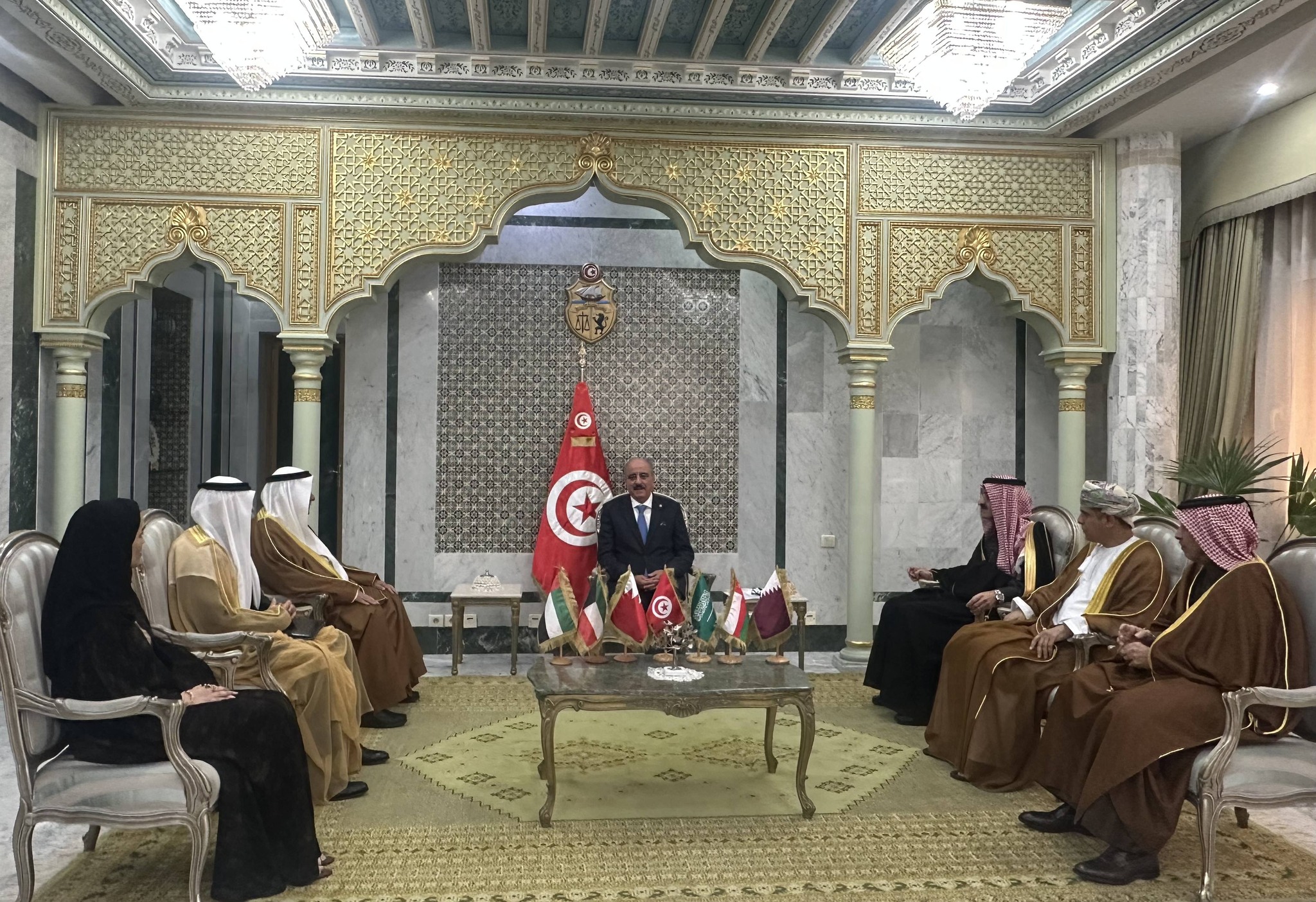 النفطي يستقبل سفراء الدول الأعضاء في مجلس التعاون لدول الخليج العربية المعتمدين بتونس