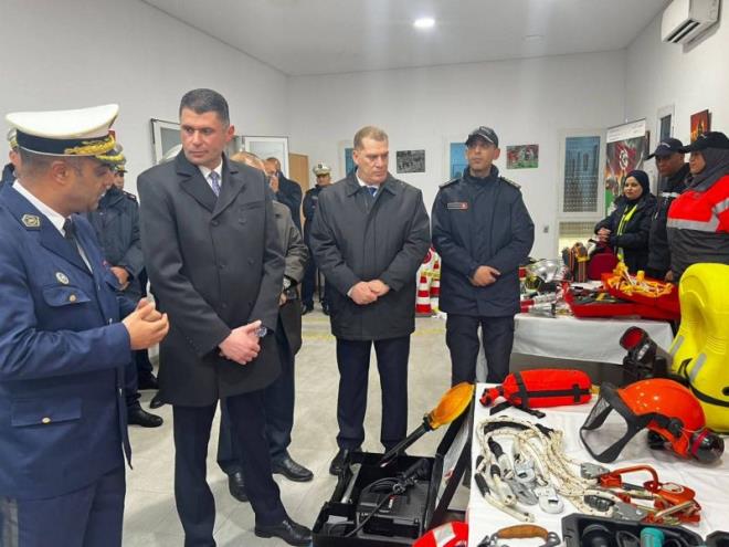 كاتب الدولة المكلف بالأمن الوطني يؤدي زيارة ميدانية إلى مقر الإدارة الجهوية للحماية المدنية بصفاقس