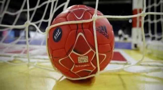 دورة تيبي لكرة اليد لمنتخبات تحت 21 عاما: المنتخب التونسي للأواسط ينهزم في نصف النهائي أمام نظيره الفرنسي 21-31