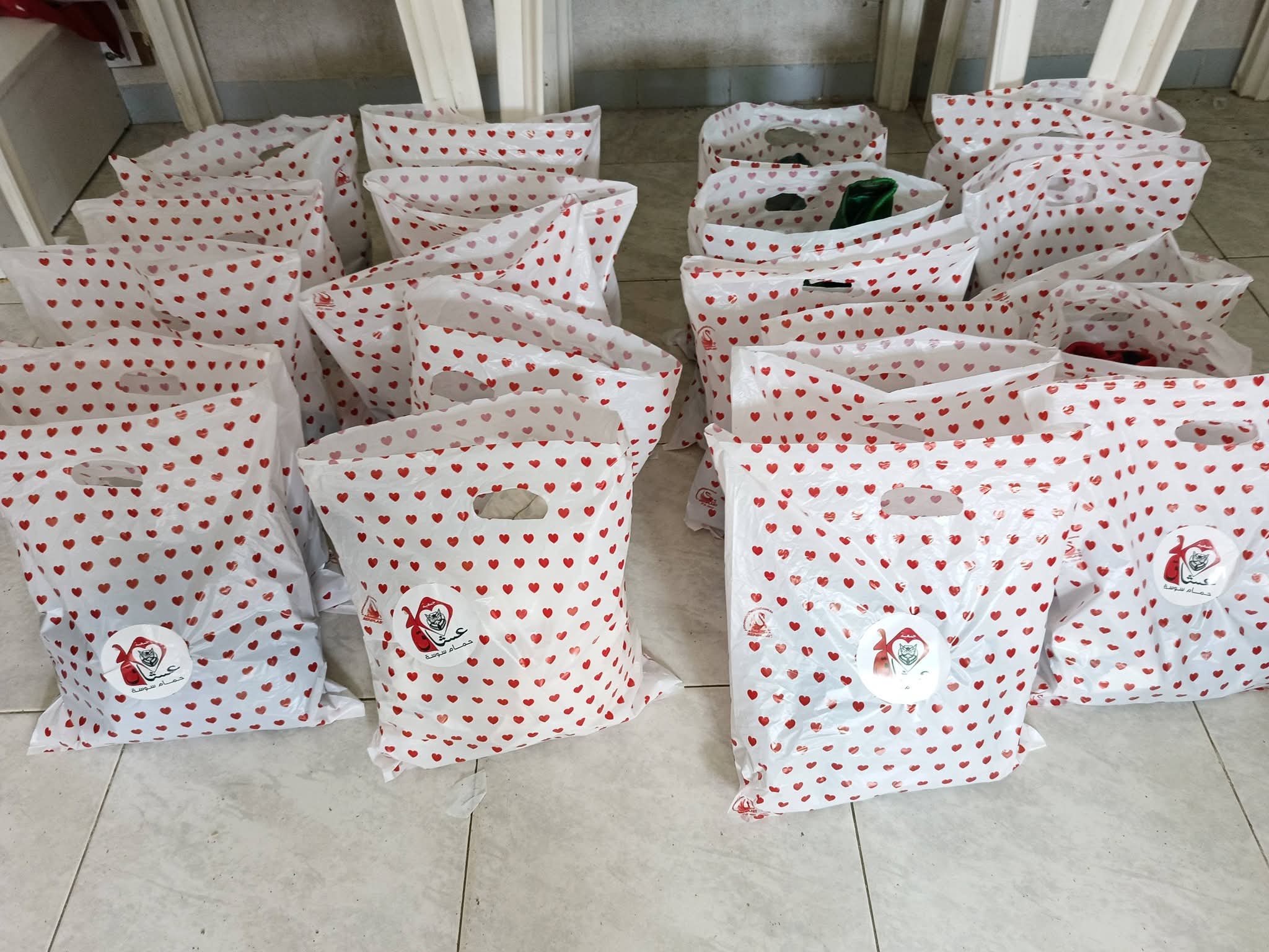 توزر: مبادرات مدنيّة لتوفير كسوة العيد للأطفال فاقدي السند وأبناء الأسر محدودة الدخل