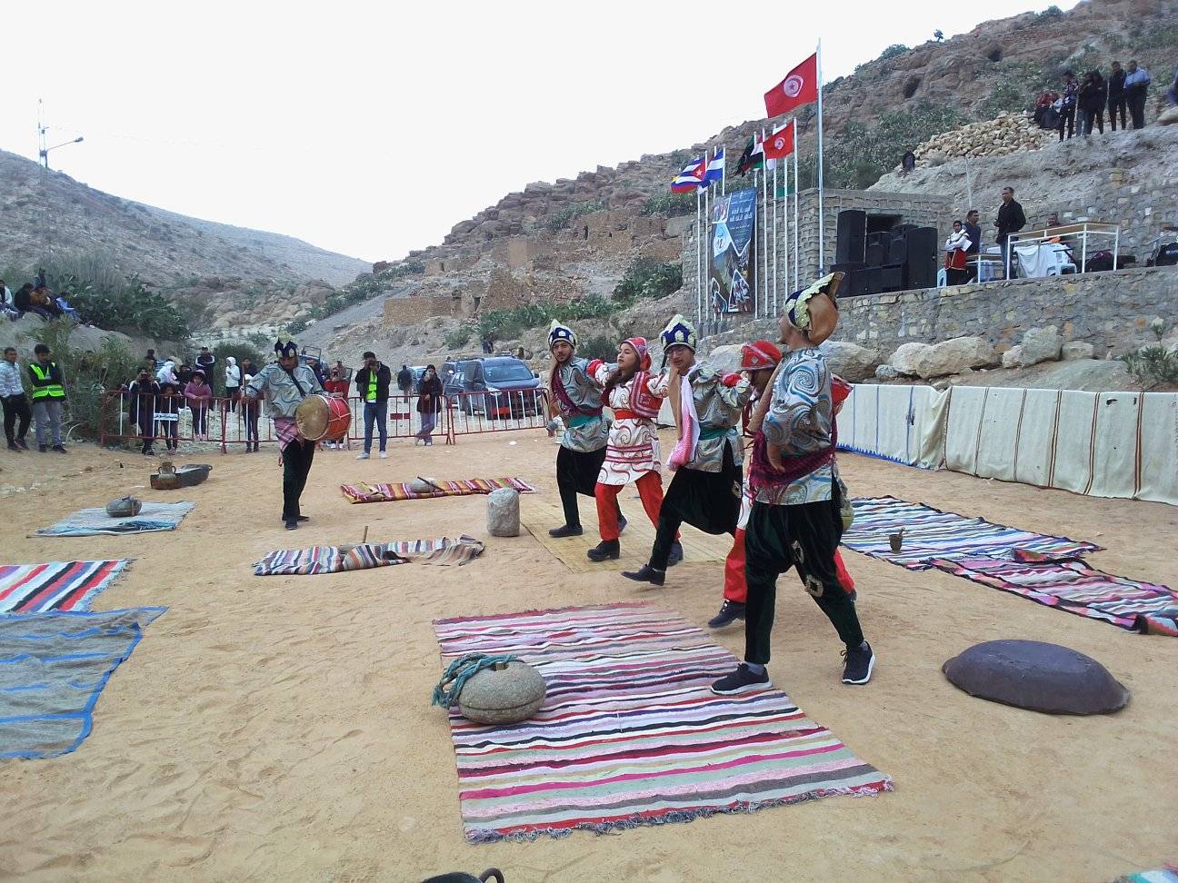 قفصة:هيئة المهرجان الدولي للمغاور الجبلية بالسند تكشف عن برنامج الدورة الـ15