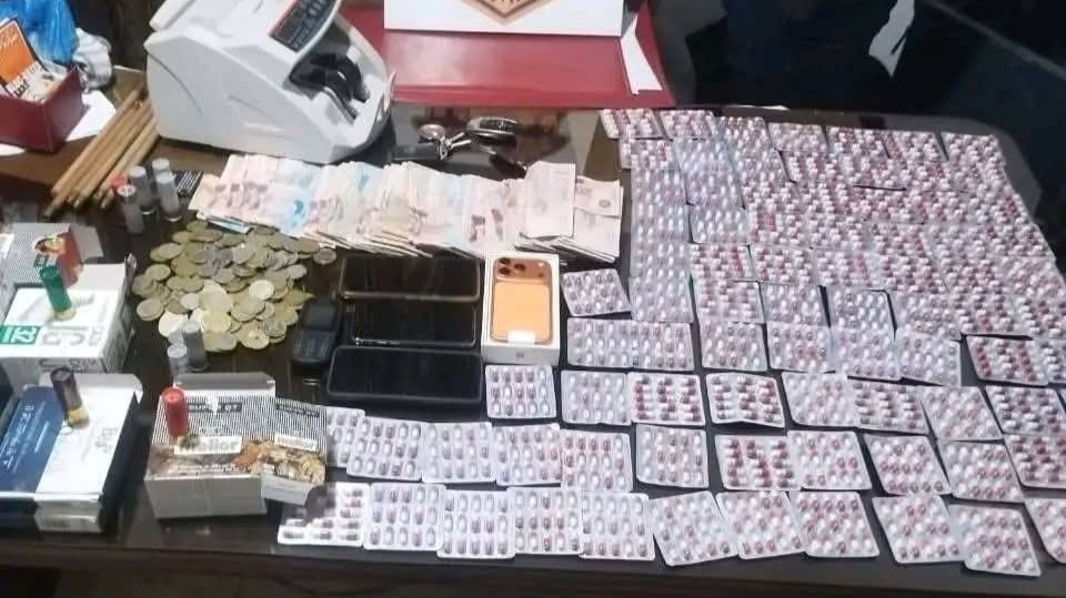 قفصة: إحباط ترويج 1200 قرص مخدّر والقبض على عنصر خطير