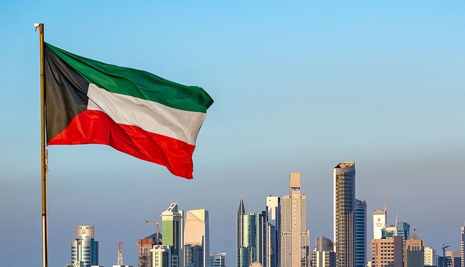 الكويت: خروج 7 خطوط هوائية لنقل الطاقة عن الخدمة إثر سقوط شظايا