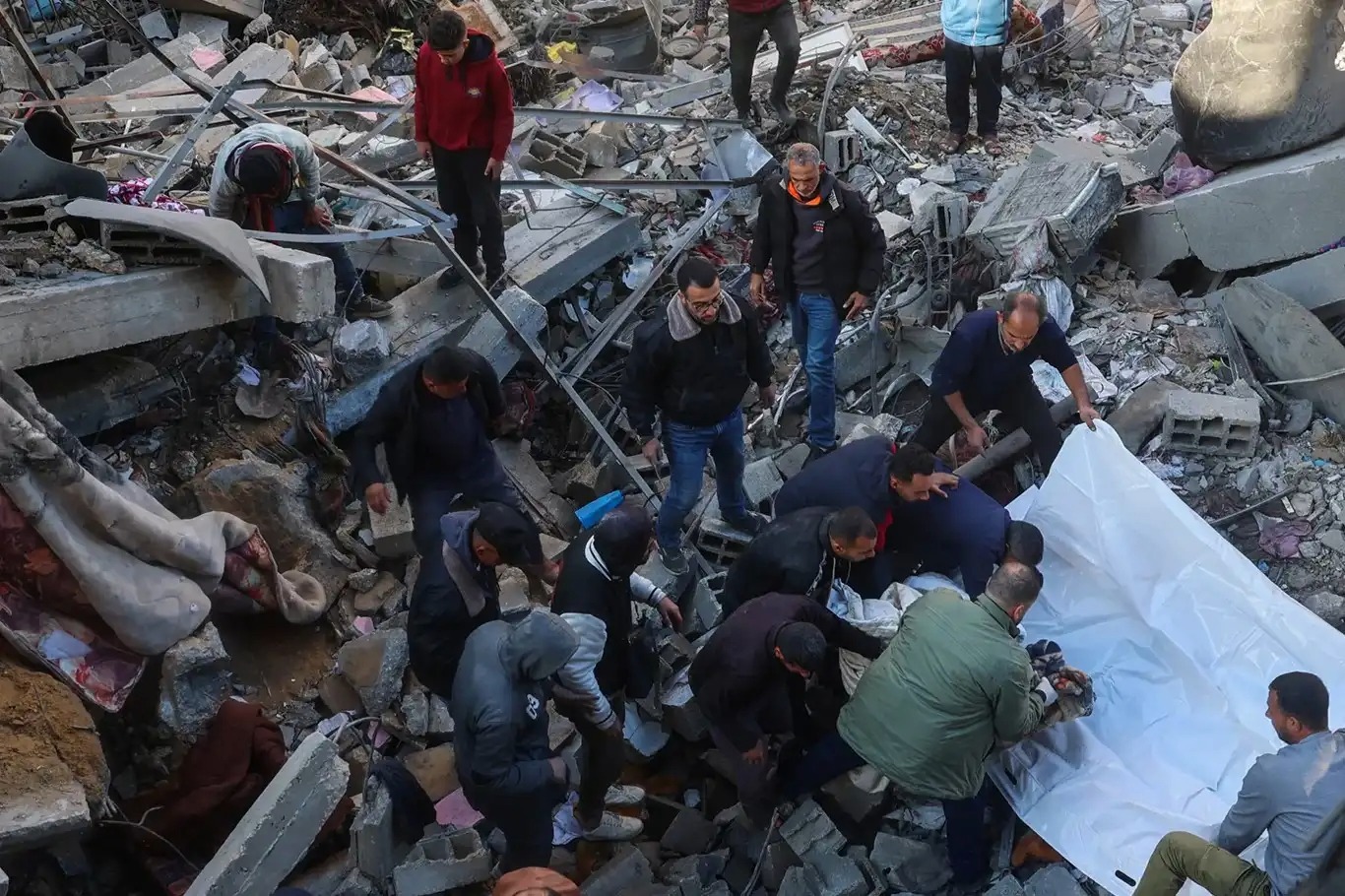 العدوان الصهيوني على غزة : ارتفاع حصيلة الضحايا إلى 72263 شهيدا و171948 مصابا