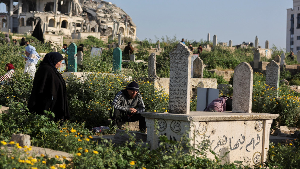 غزة :  72263 شهيدا و171948 مصابا