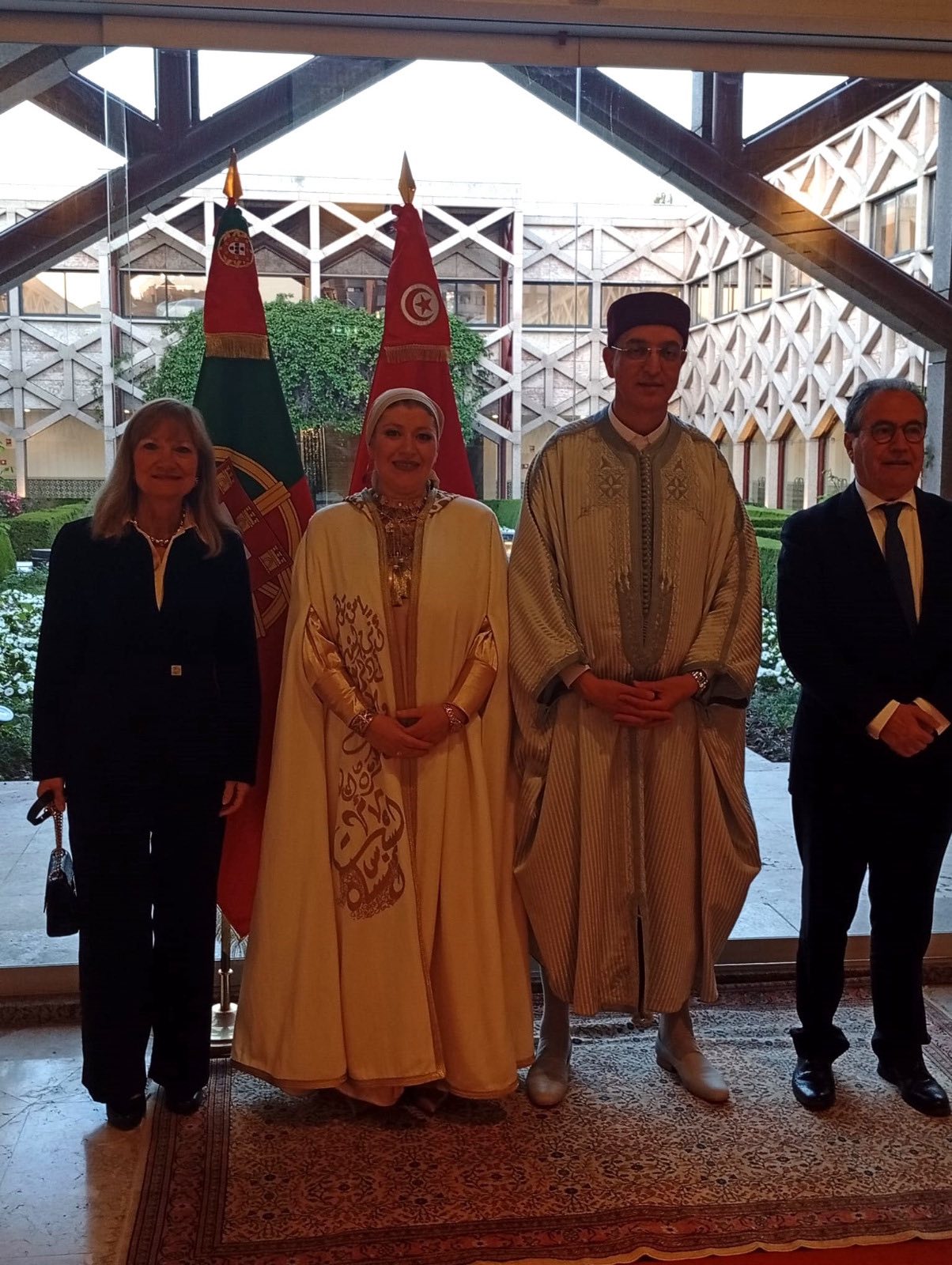 سفير تونس بالبرتغال يؤكّد حرص تونس على تطوير العلاقات الثنائية واثرائها في جميع الميادين