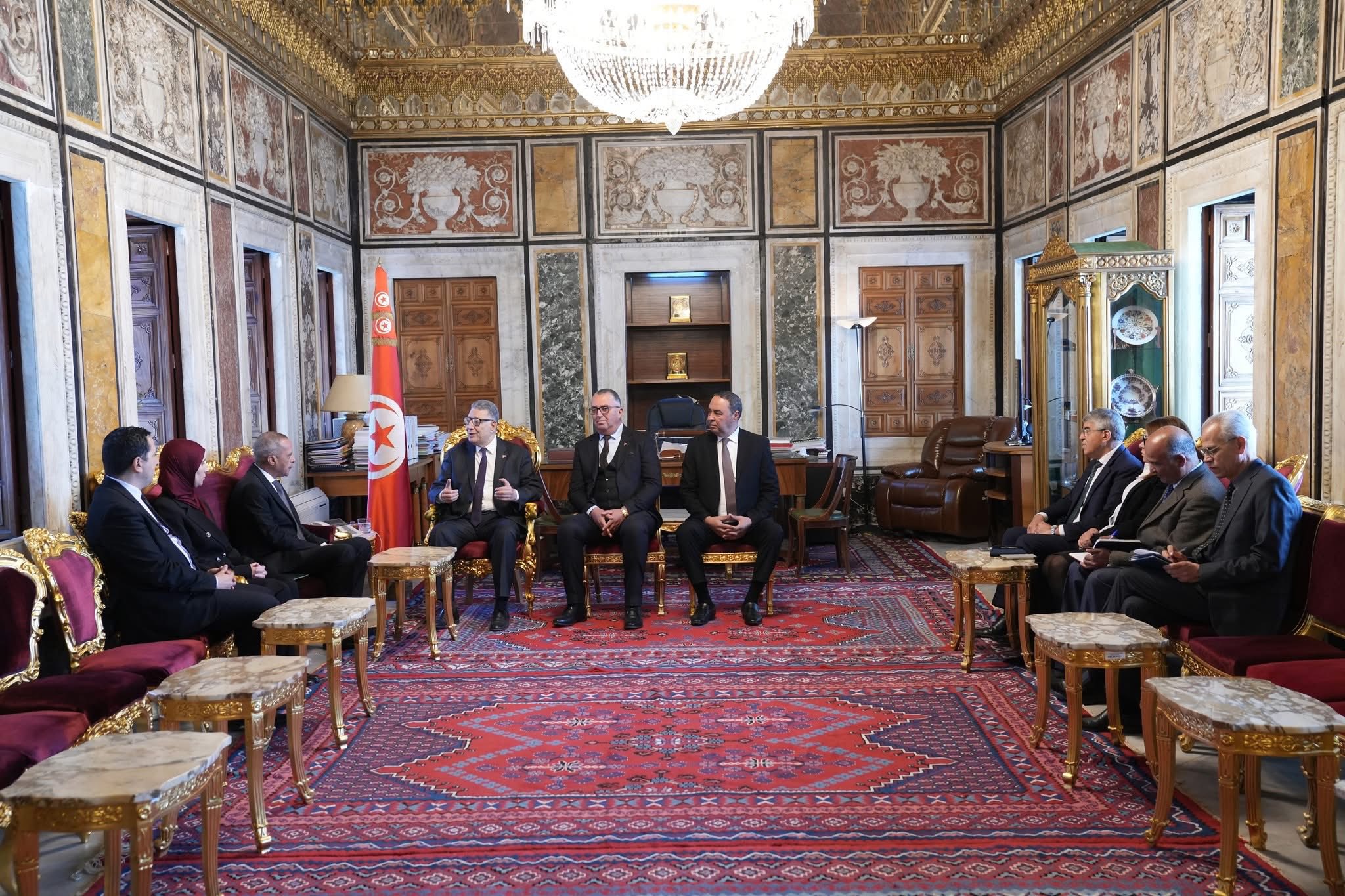 رئيس مجلس نواب الشعب يستقبل سفير الجزائر بتونس
