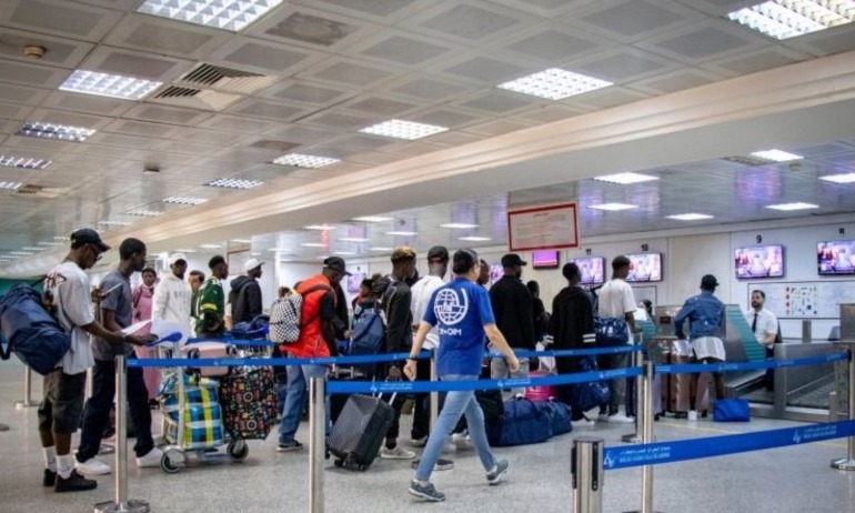 المنظمة الدولية للهجرة بتونس: عودة 97 مهاجرا إلى غينيا ضمن برنامج العودة الطوعية