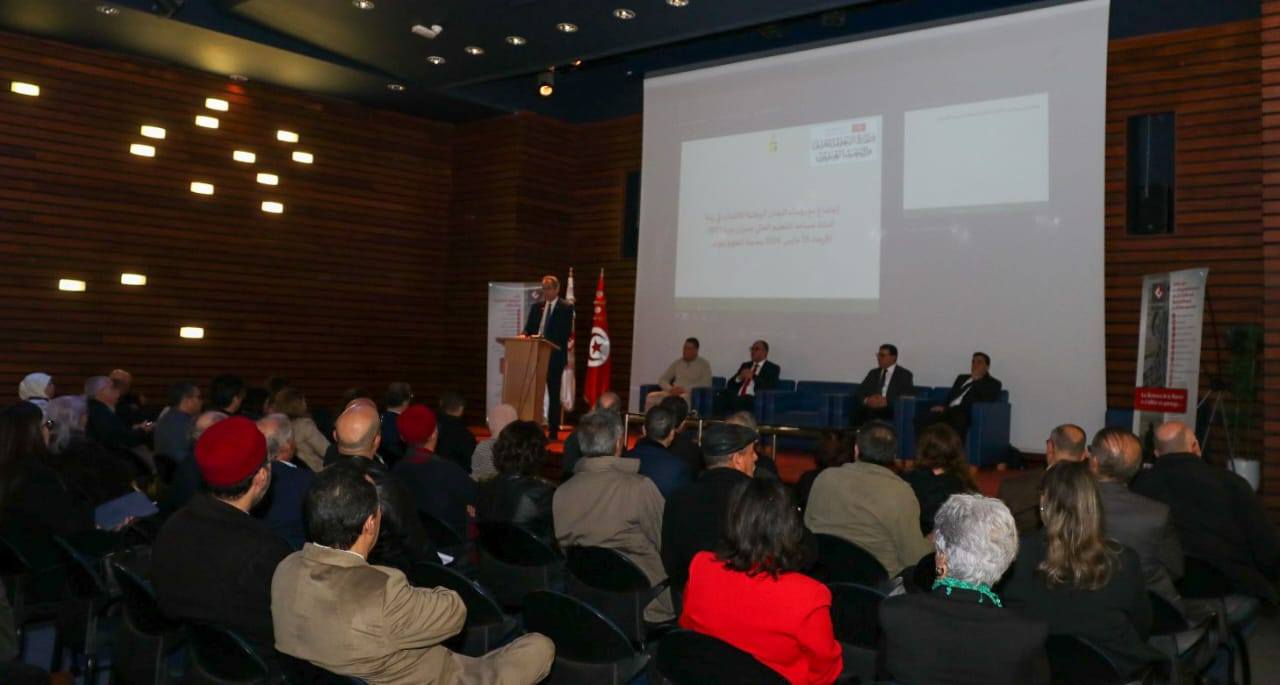 مناظرة انتداب الأساتذة المساعدين للتعليم العالي "دورة 2021"، محور اجتماع وزير التعليم العالي برؤساء اللّجان الخاصة بالمناظرة.