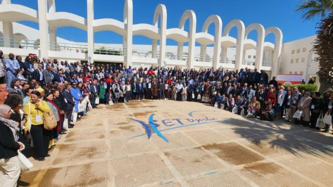 لاول مرة تونس تحتضن المؤتمر6 "ديزارتيف اكسيون" بجزيرة جربة تحت شعار صمود المناطق في مواجهة الازمات بمشاركة اكثر من 50 دولة