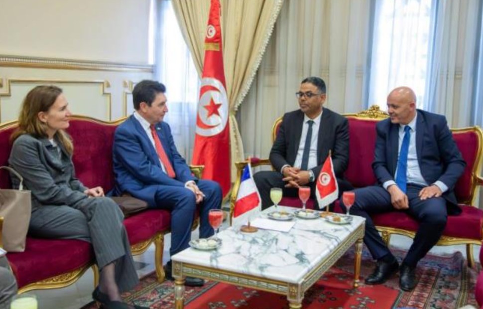 نائب رئيس المجلس الوطني للجهات والأقاليم يؤكد الاستعداد لتطوير العلاقات مع مجلس الشيوخ الفرنسي