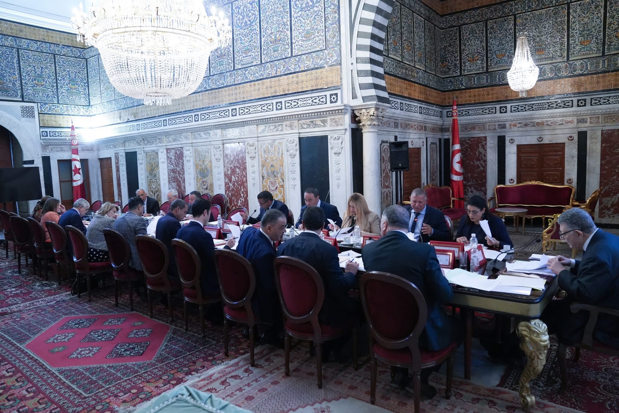 لجنة التشريع العام تتعهد بمقترح قانون يتعلق بتنقيح القانون الخاص بنظام السجون