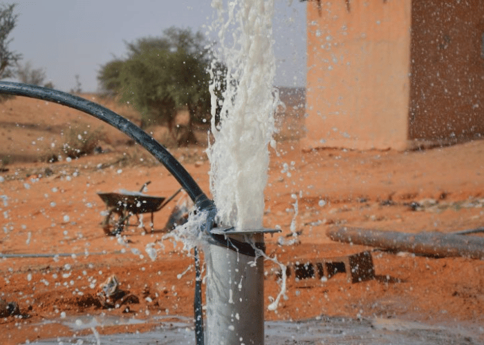 الاعلان عن احداث منصة رقمية لاسناد تراخيص البحث و التنقيب عن المياه الجوفية و استغلالها