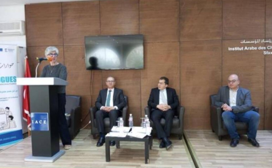 صفاقس تحتضن الحوار المجتمعي الرابع "من أجل إصلاح منظومات التكوين استجابة للتحولات العميقة التي يفرضها الذكاء الاصطناعي"