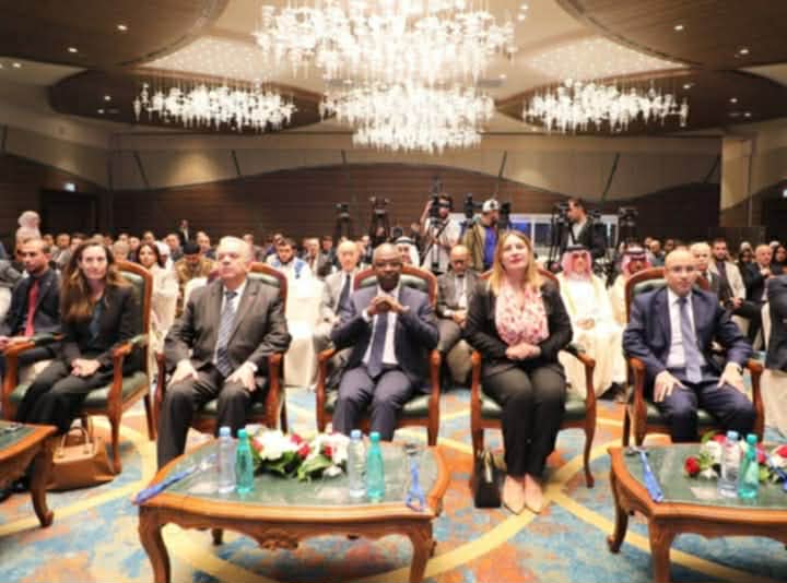 وزير الشباب والرياضة يشارك في أشغال "المنتدى العربي للشباب والسلام والأمن" بالجزائر