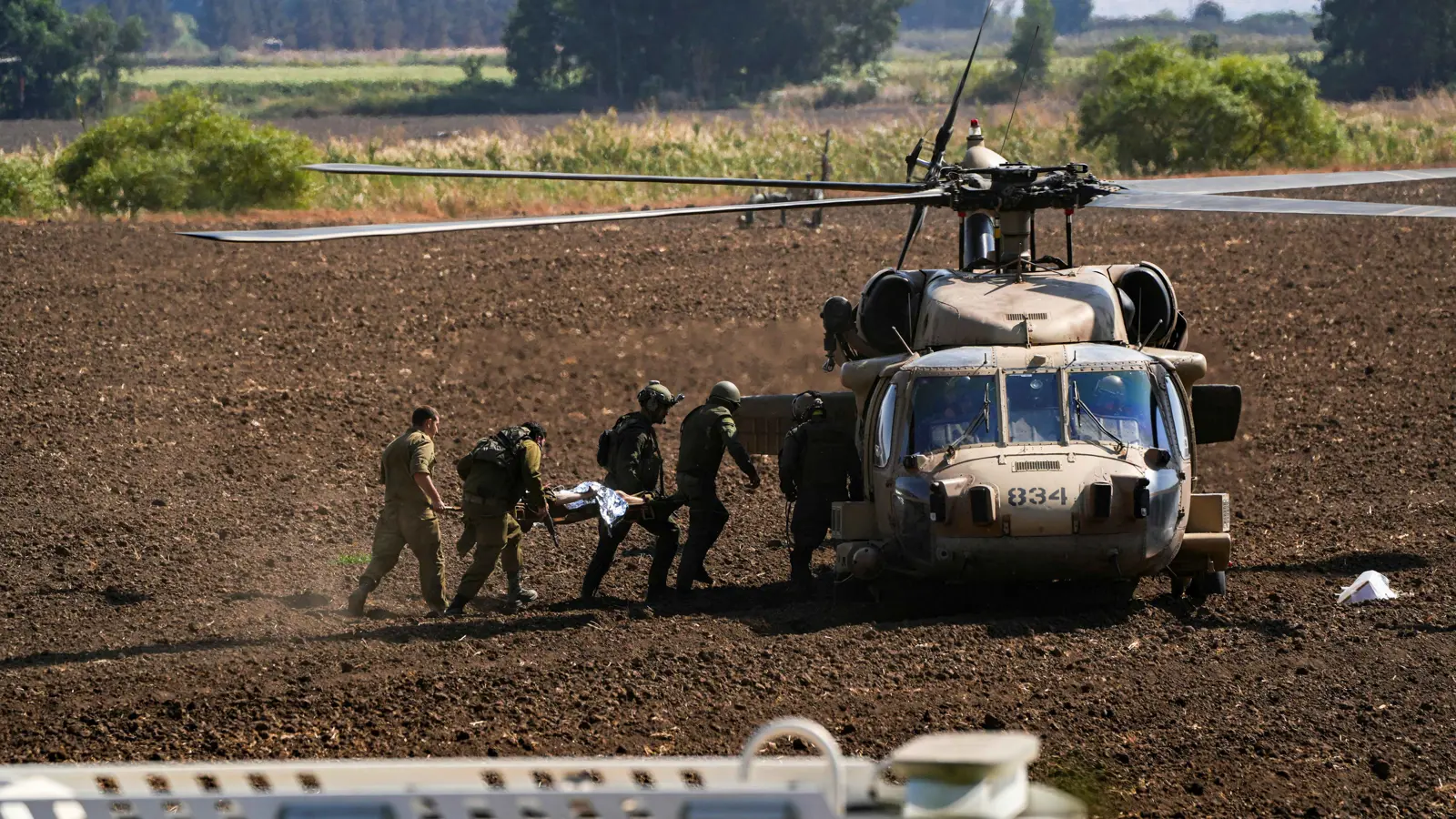 الجيش الصهيوني يُعلن مقتل 4 من جنوده في جنوب لبنان