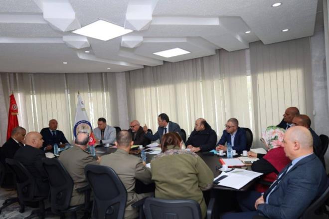 مؤسسة "فداء" : استكمال تسوية المسار المهني لأعوان الأمن الرئاسي وأعوان قوات الأمن الداخلي من حرس وشرطة وأعوان الديوانة