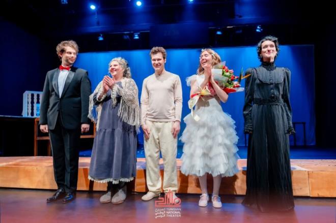 تونس مسارح العالم: "الليالي البيضاء" عرض روسي مقتبس عن عمل للأديب دوستويفسكي