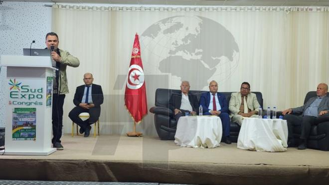 مدنين: ندوة علمية حول الفلاحة الذكية ضمن فعاليات صالون الفلاحة والماء والري والصيد البحري والطاقات المتجددة بالاقليم الخامس