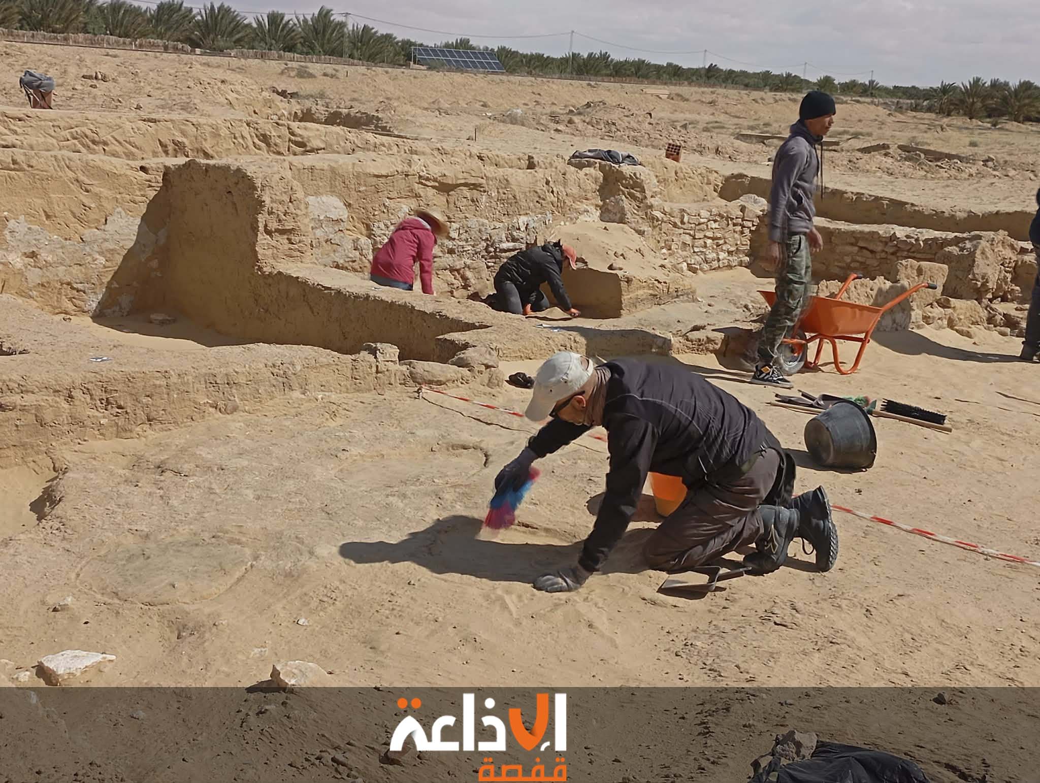 توزر : تواصل عمليات الحفريات بموقع كستيليا الاثري بمعتمدية دقاش في اطار اتفاقية بحث علمي بين تونس وايطاليا