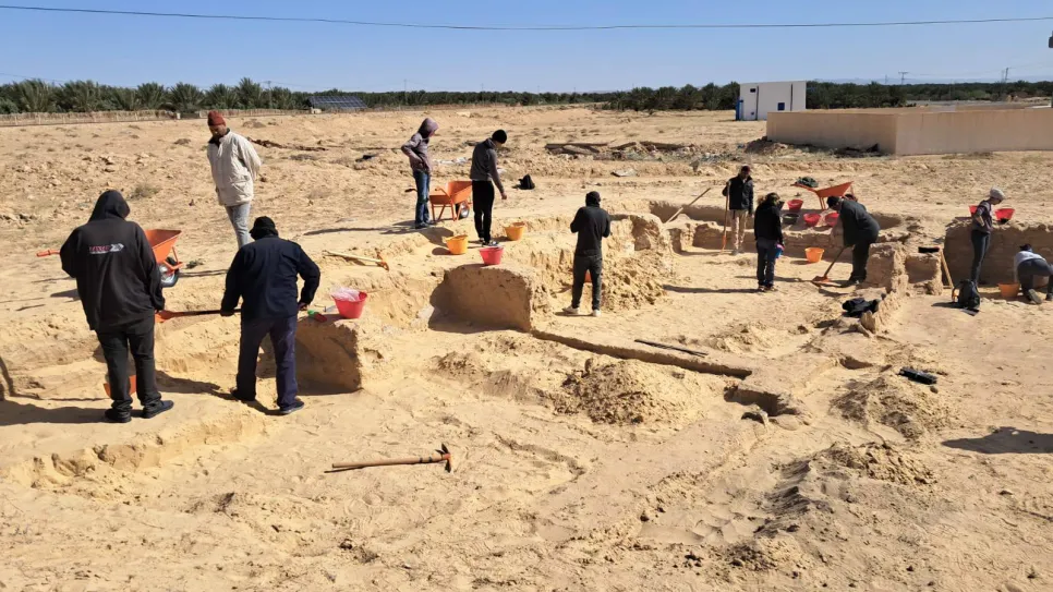 حفريات الموقع الأثري كستيليا بتوزر تكشف عن مدينة كاملة مغمورة بالرمال