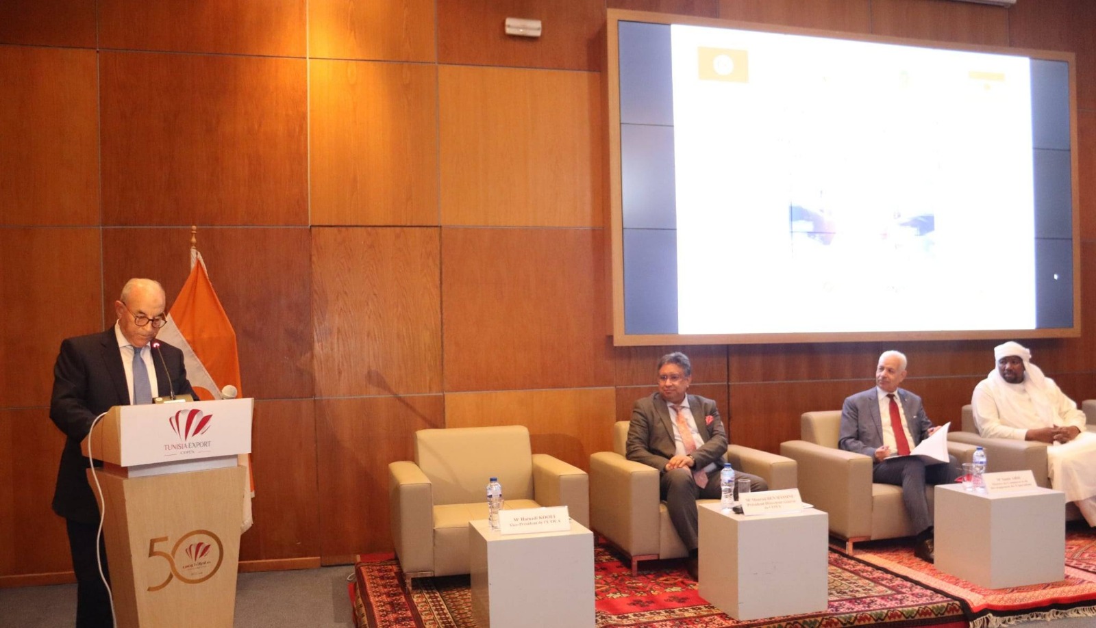 نائب رئيس اتحاد الصناعة والتجارة: حجم المبادلات التجارية بين تونس والنيجر لايزال دون المأمول