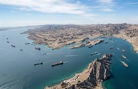 البرلمان الإيراني: مضيق هرمز لن يعود لوضعه السابق ولن يُسمح بعبوره دون إذن إيران