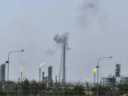 الكويت: تعرض منشآت للطاقة ومقار حكومية لهجمات إيرانية دون إصابات