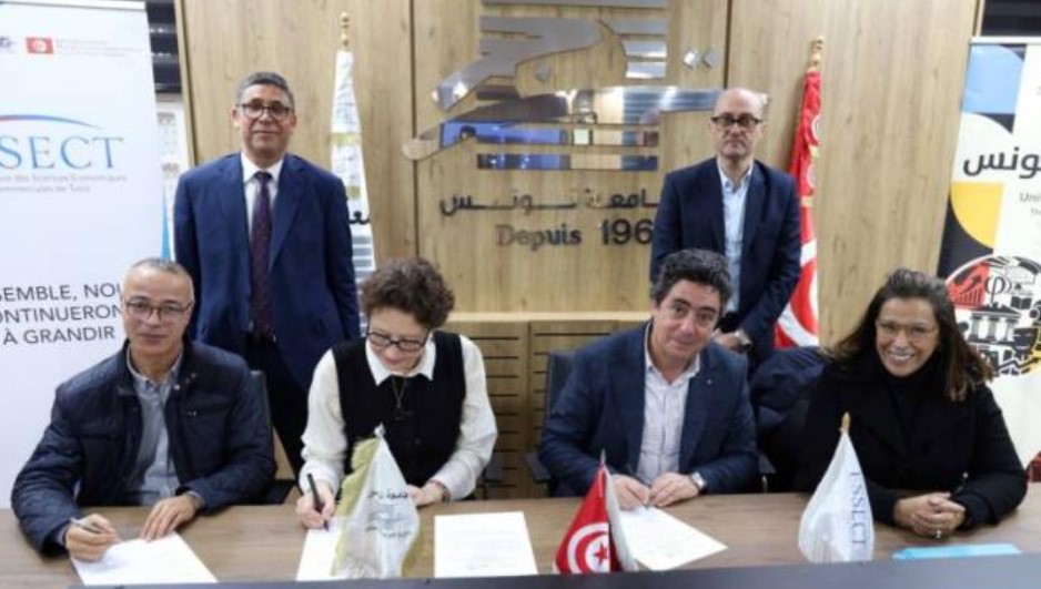 توقيع اتفاقيات تعاون بين جامعة تونس وجامعة غوستاف إيفل