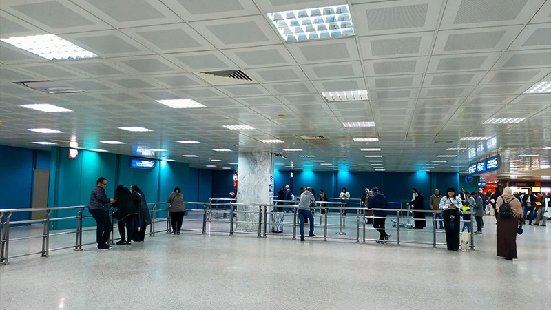 وصول دفعة رابعة تضم 11 تونسيا إلى مطار تونس قرطاج بعد إجلائهم من لبنان