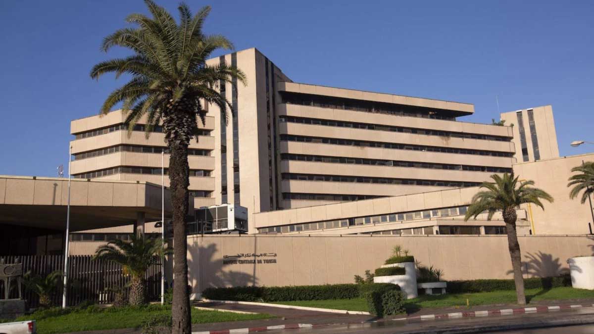 إرتفاع عائدات العمل المتراكمة بنسبة 6،5 بالمائة والأوراق والقطع النقدية المتداولة بنسبة 17،3 بالمائة