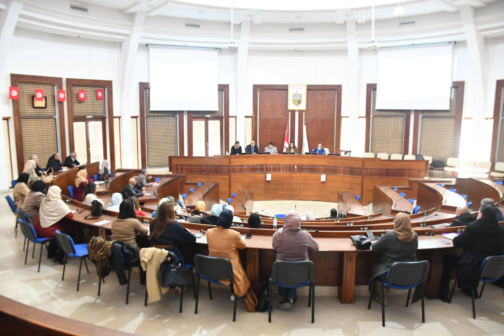 نابل: تنظيم ورشة عمل حول إستغلال خدمتين رقميتين في مجال الحالة المدنية.