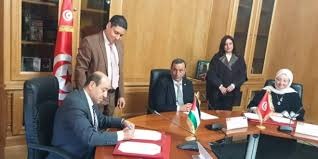 إمضاء مذكرة تفاهم بين المدرسة الوطنية للإدارة ونظيرتها الفلسطينية