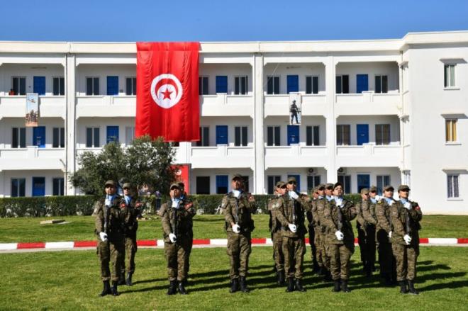 وزير الدفاع يشرف على مهرجان عسكري بمناسبة العودة النهائية لسرية التدخل السريع الخفيفة من افريقيا الوسطى