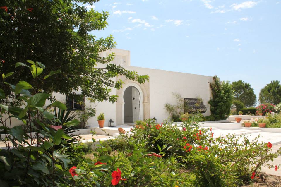 المركز الثقافي الدولي بالحمامات يستضيف سلسلة من المعارض التشكيلية المتنوعة لفنانين من جنسيات مختلفة