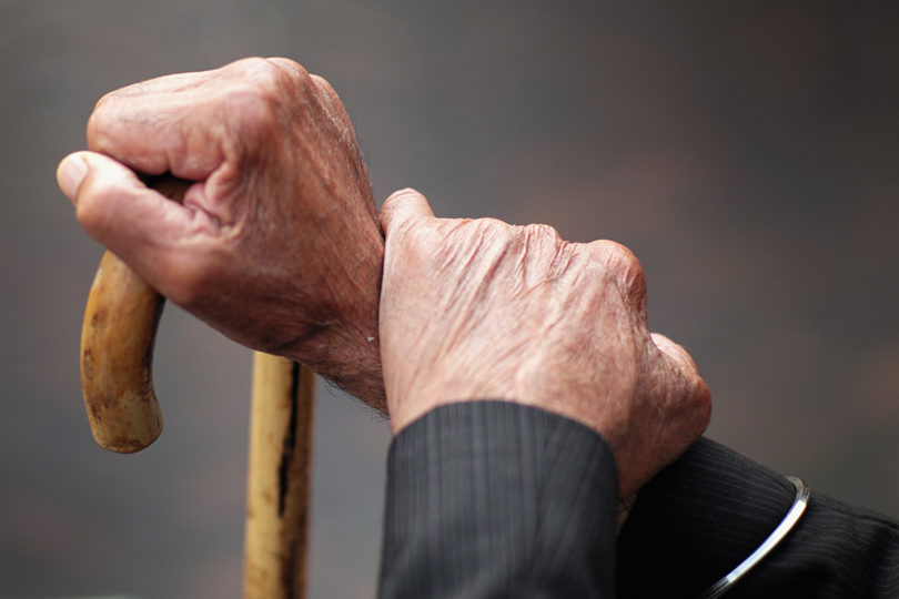 مختصة في أمراض الشيخوخة: الآلام الجسدية الشائعة لدى كبار السن مردّها مشاكل نفسية