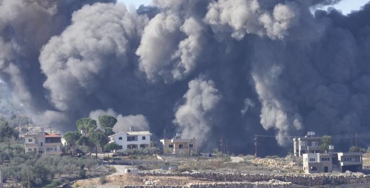 لبنان يتعرض لأعنف قصف لطيران الكيان الصهيونى منذ اندلاع الحرب