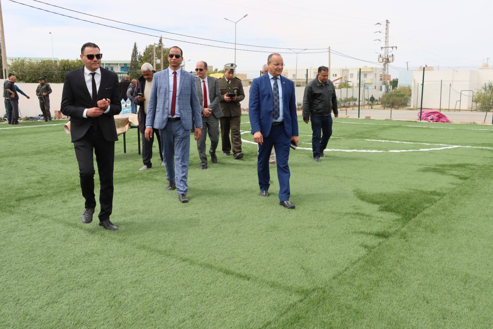 والي المهدية يتابع سير تقدم انجاز عدد من المشاريع التنموية بمعتمديتي هبيرة وأولاد الشامخ. 