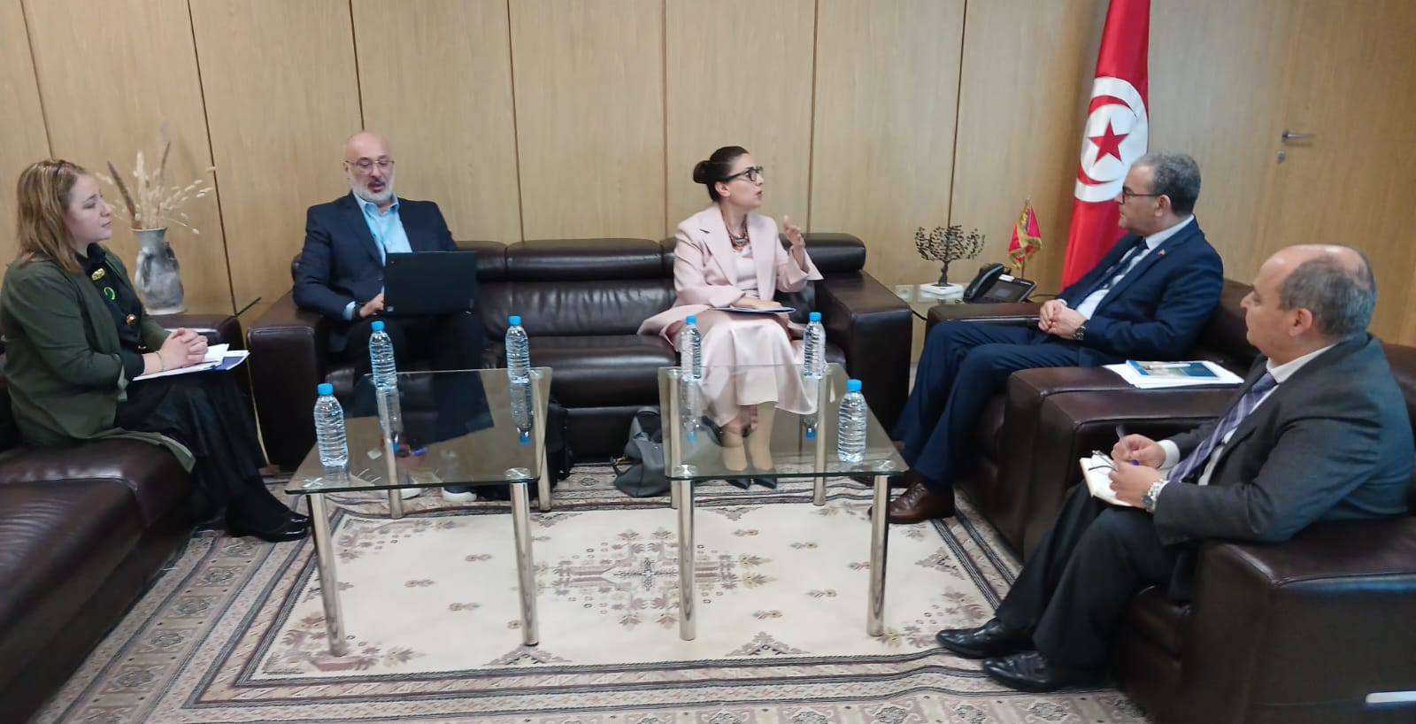 جلسة عمل بين وزير الاقتصاد وممثلي الأمم المتحدة لدفع التنسيق وتحسين تنفيذ المشاريع التنموية