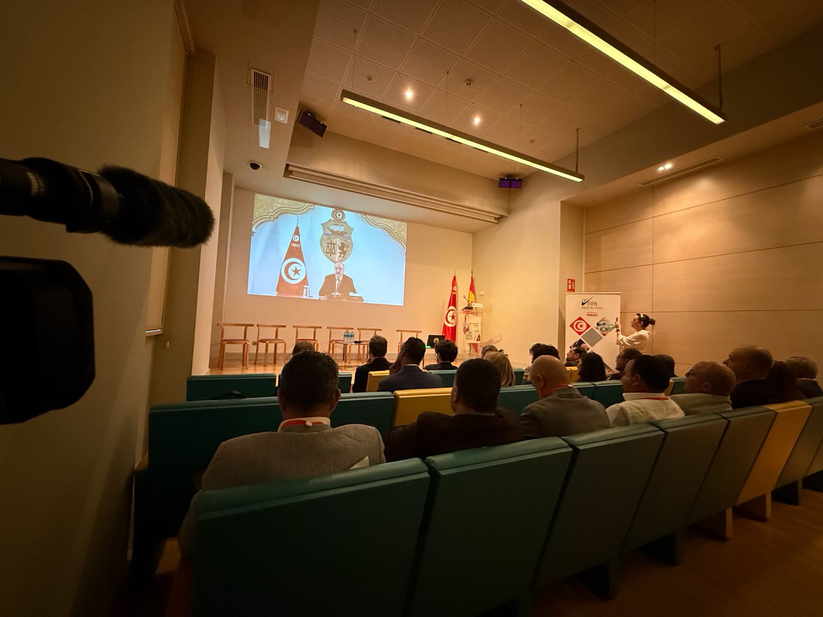 وزير الخارجية يفتتح يوم الكفاءات التونسية باسبانيا