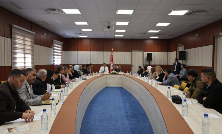 متابعة النشاط الثقافي بالجهات والاستعداد للمهرجانات الصيفية محور جلسة بين وزيرة الشؤون الثقافية ووالي قفصة