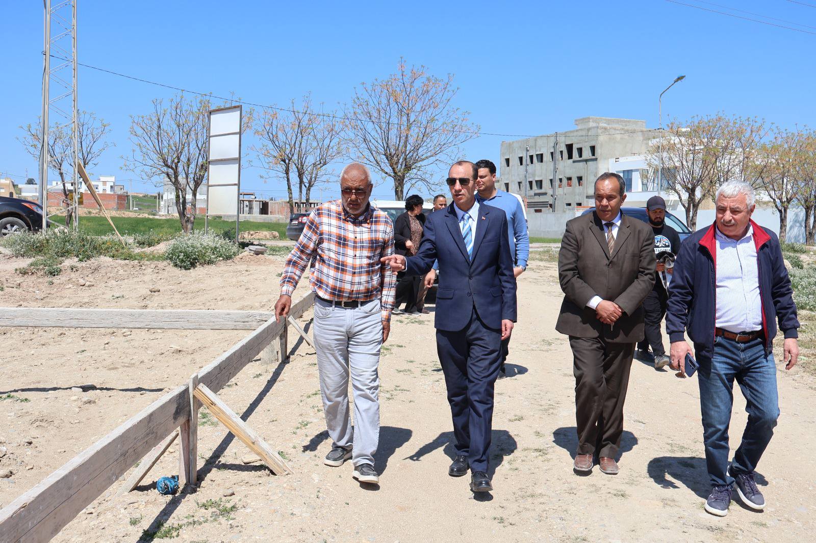 الاطلاع على تقدم تنفيذ عدد من المشاريع العمومية بمعتمدية سليانة الشمالية