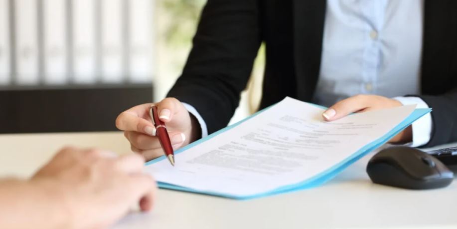 وزارة الشؤون الاجتماعية: ترسيم حوالي 100 ألف عون منذ دخول قانون منع المناولة حيز التنفيذ