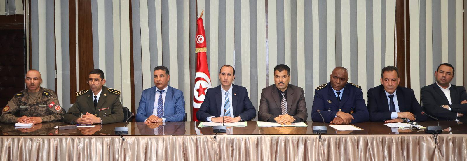 سليانة : ضبط جملة من التدابيرلحماية المحاصيل الزراعية والثروة الغابية من الحرائق خلال الصائفة .